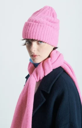 Beanie East Referentie: EAST22AH26