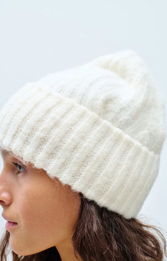 Beanie East Referentie: EAST22AH26