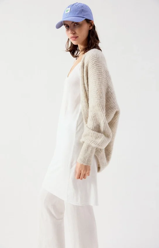 Damesvest East Artikelnummer: EAST19AH26