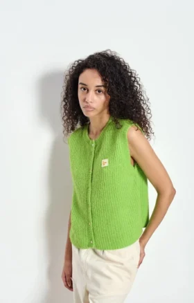 Damesvest East Referentie: EAST19ME26