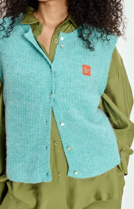 Damesvest East Referentie: EAST19ME26