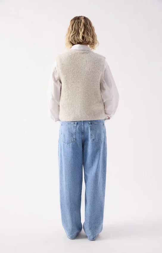 Damesvest East Referentie: EAST19MH26