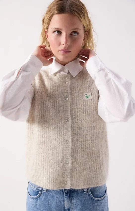 Damesvest East Referentie: EAST19MH26
