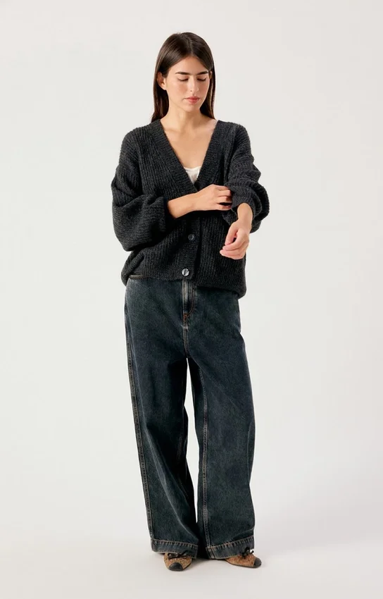 Damesvest East Referentie: EAST19PH26