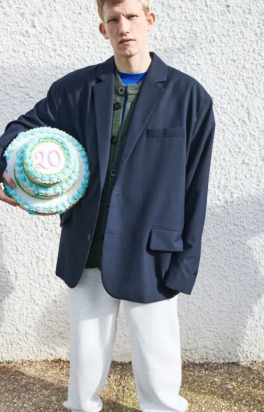 Unisex-blazer Ayani - 20 jaar Referentie: AYA15A20H26